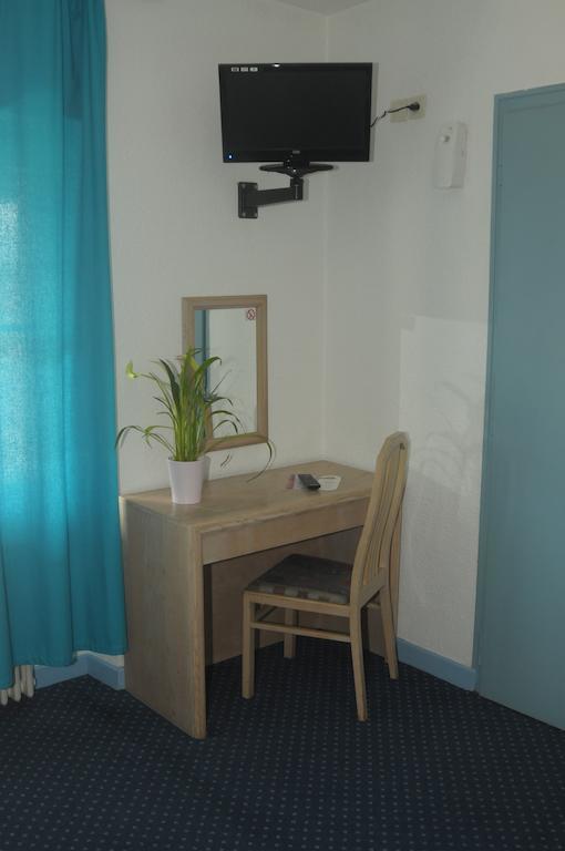 Hotel De La Poste 2*